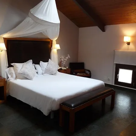 Eco Boutique & Capitulo Trece - Adults Only