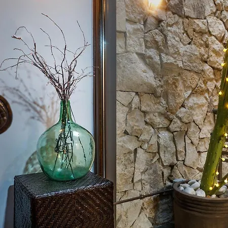 Eco Boutique & Capitulo Trece - Adults Only Hotel