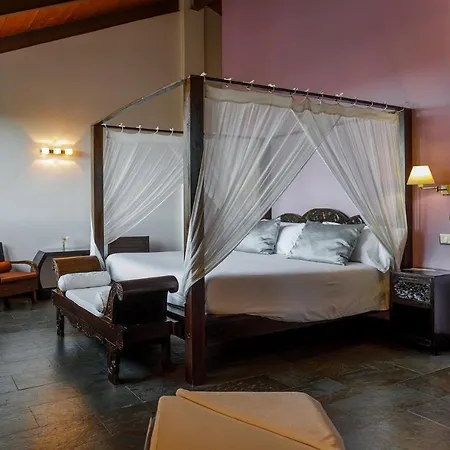 Hotel Eco Boutique & Capitulo Trece - Adults Only
