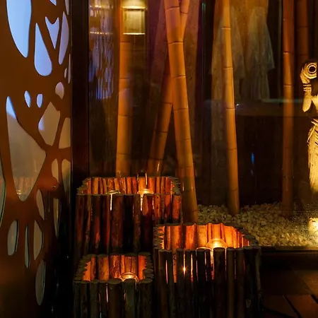 Eco Boutique & Capitulo Trece - Adults Only 3*