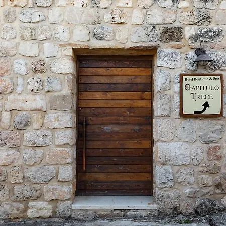 Eco Boutique & Capitulo Trece - Adults Only 3*