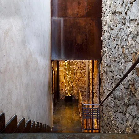 Eco Boutique & Capitulo Trece - Adults Only Maderuelo