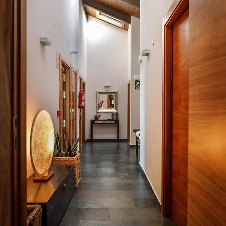 Eco Boutique & Capitulo Trece - Adults Only