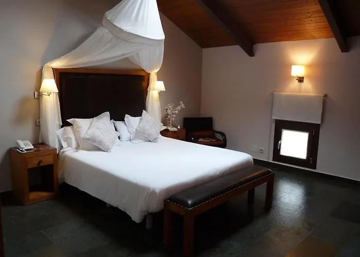 Eco Boutique & Capitulo Trece - Adults Only