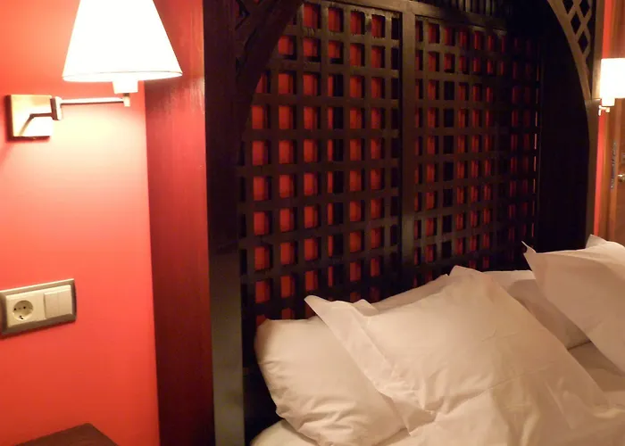 Отель Eco Boutique & Capitulo Trece - Adults Only