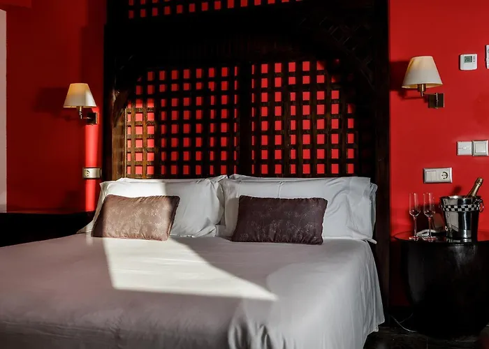 Eco Boutique & Capitulo Trece - Adults Only 3* Мадеруэло