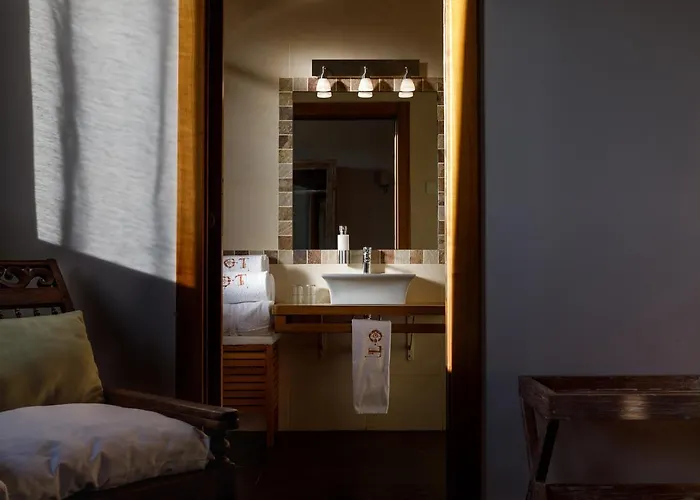 Eco Boutique & Capitulo Trece - Adults Only