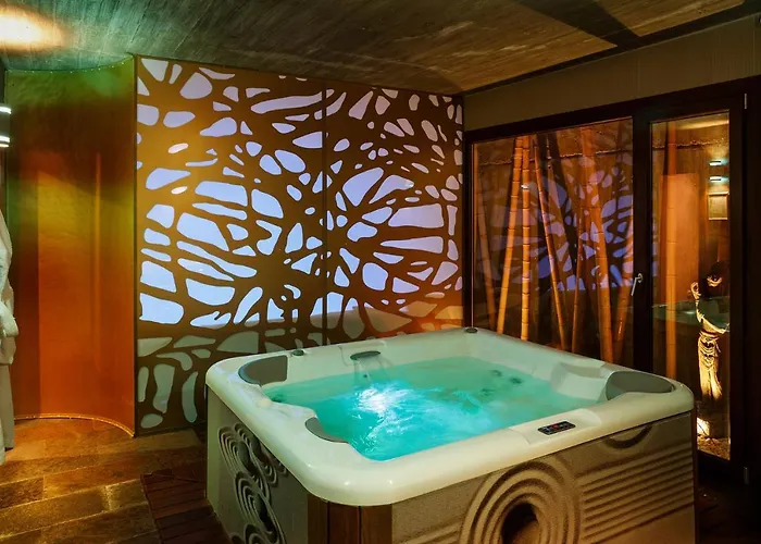 Отель Eco Boutique & Capitulo Trece - Adults Only