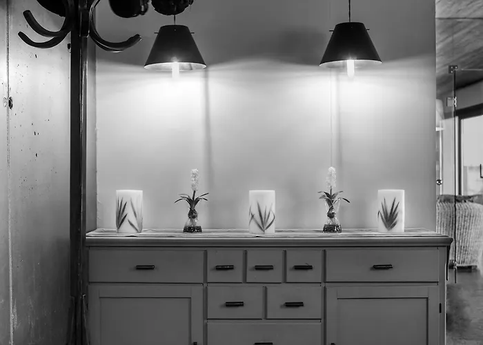 Eco Boutique & Capitulo Trece - Adults Only