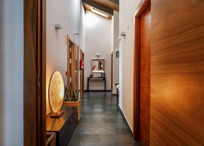 Eco Boutique & Capitulo Trece - Adults Only